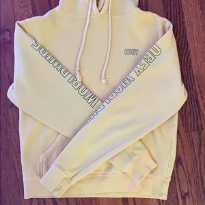 S light yellow obey women’s sweatshirt